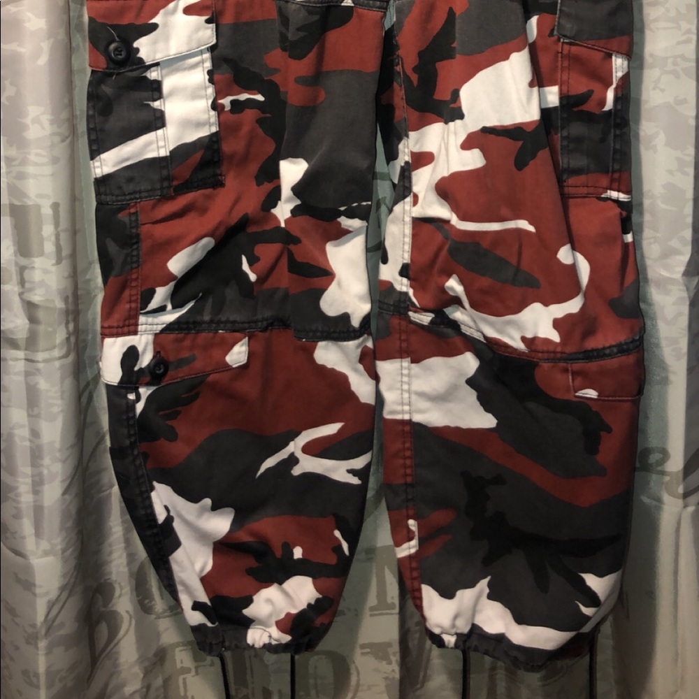 Zumiez camo pants